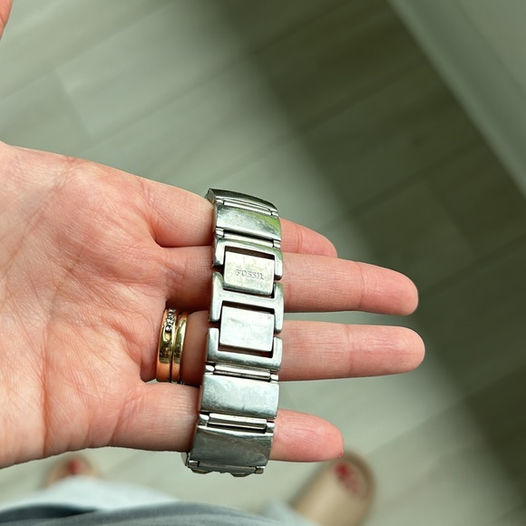 Fossil Watch - Picture 2 of 3